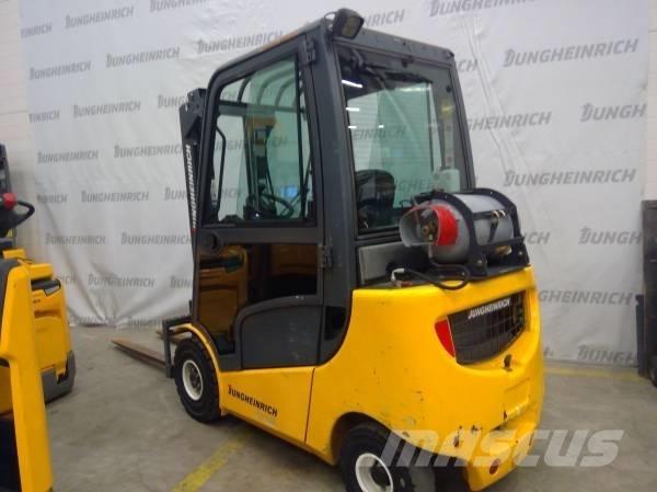 Jungheinrich TFG 320 液化石油氣LPG卡車