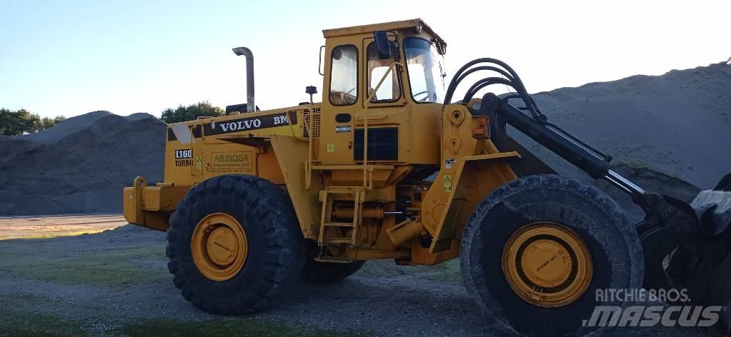 Volvo Volvo L160 小型裝載機