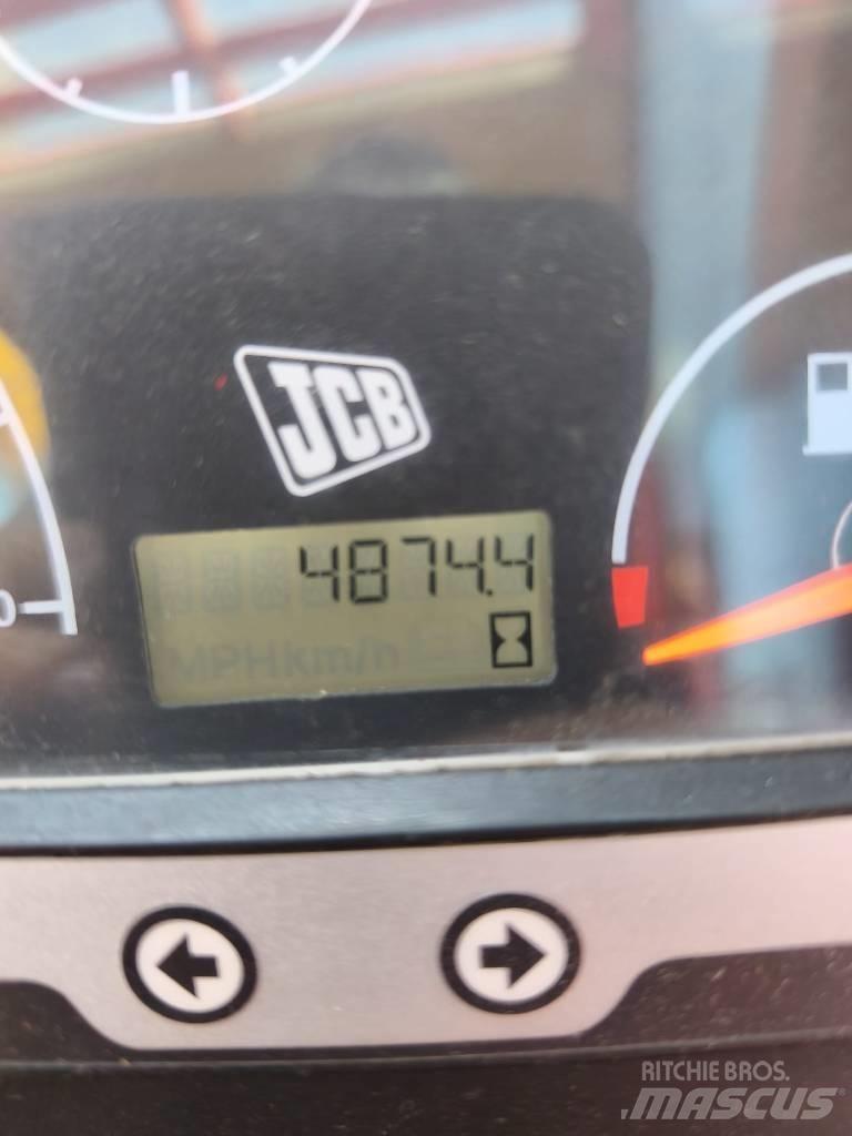 JCB 535-125 伸縮臂操作車