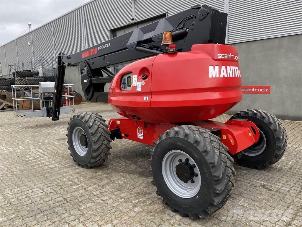 Manitou 200ATJ RC 曲臂高空作業車