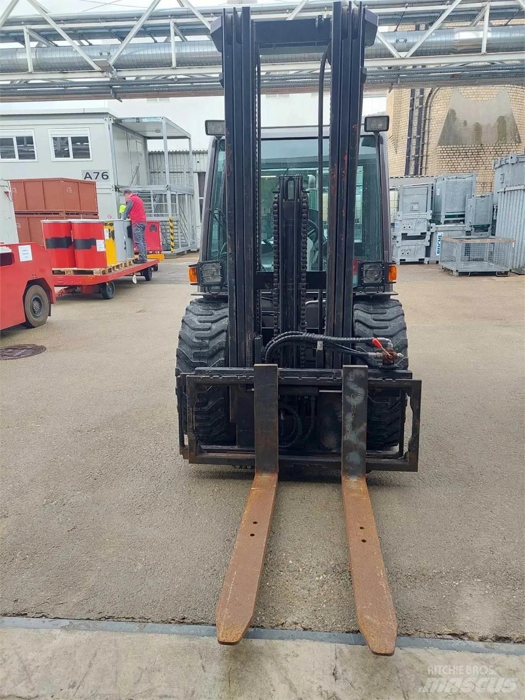 Manitou MSI 30 柴油卡車
