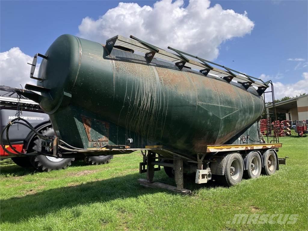  EMEK SLB 3 水肥車