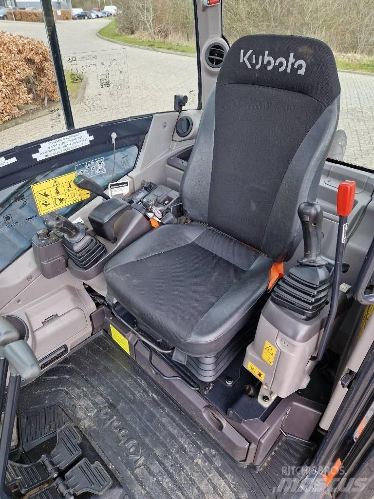 Kubota KX060-5 小型挖土機/掘鑿機<7t(小型挖掘機)