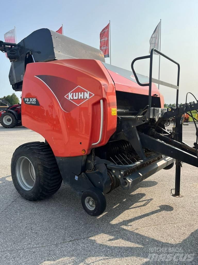 Kuhn FB 3135 圓型牧草打包機
