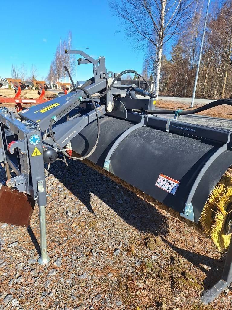Vama EHA 3000 掃倉機
