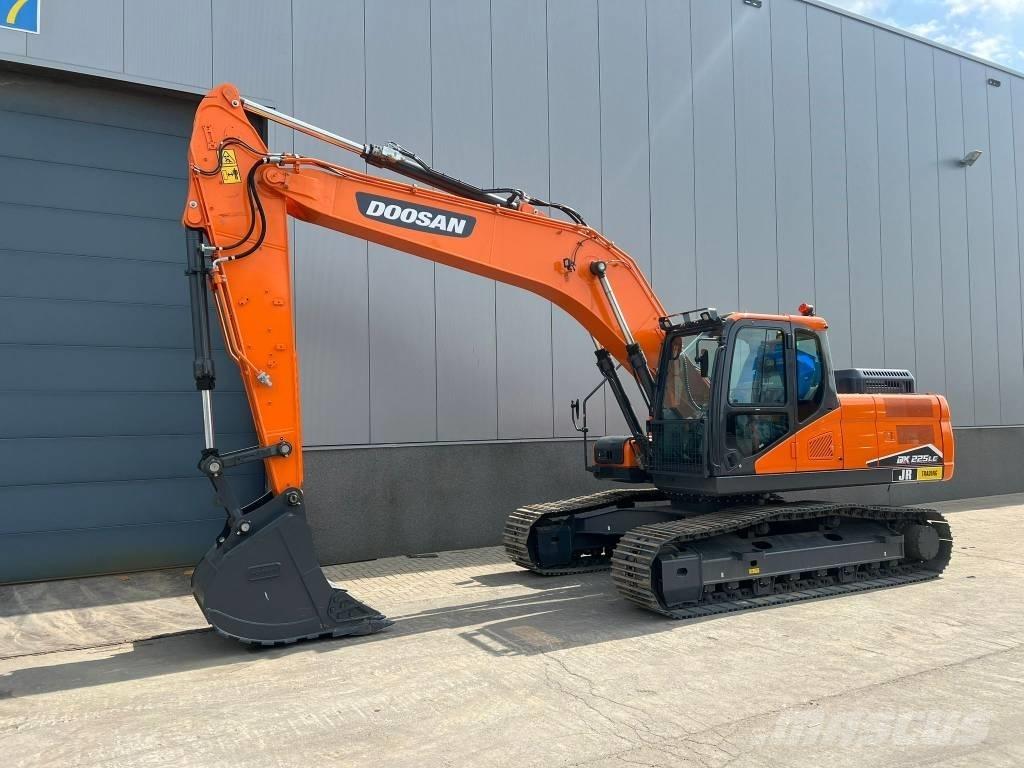 Doosan DX 225 LC-7M 履帶式 挖土機/掘鑿機/挖掘機