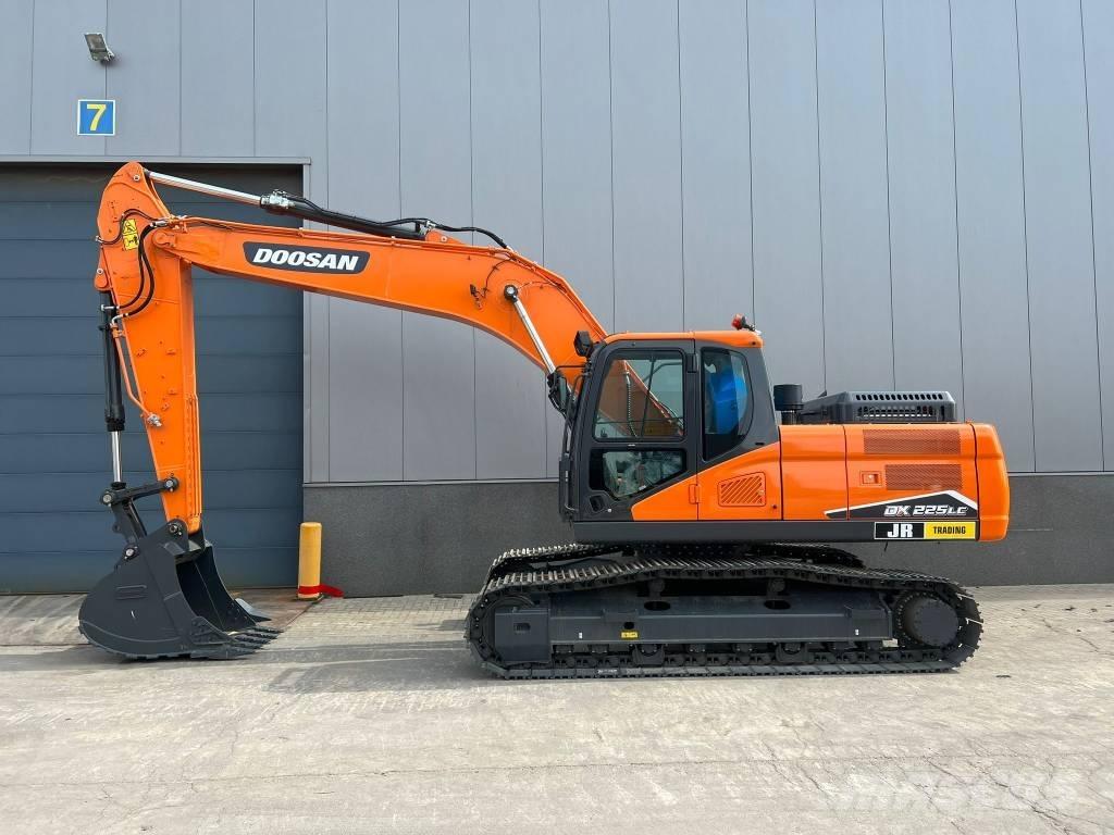 Doosan DX 225 LC-7M 履帶式 挖土機/掘鑿機/挖掘機