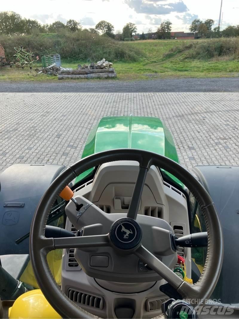 John Deere 6R250 曳引機