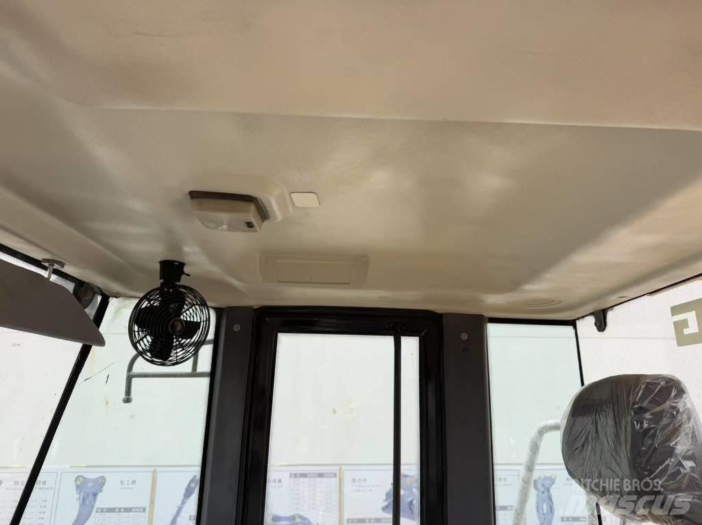 SDLG LG 956 L 輪胎式裝載機