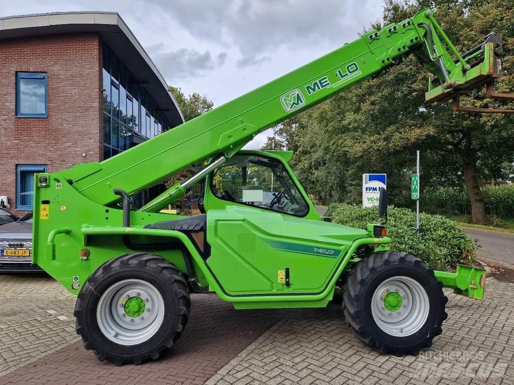 Merlo P40.17 伸縮臂操作車