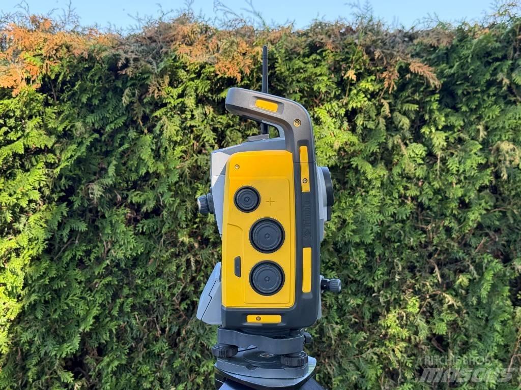 Trimble RTS573 儀器、測量及自動化設備