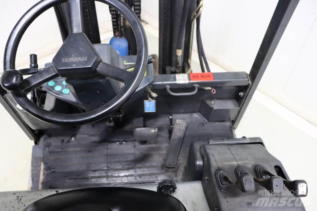 Nissan Q02L25CU 電動堆高機