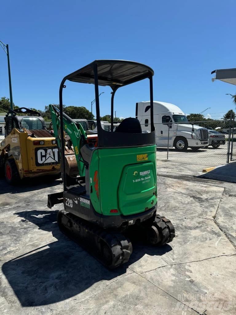 Bobcat E20 小型挖土機/掘鑿機<7t(小型挖掘機)