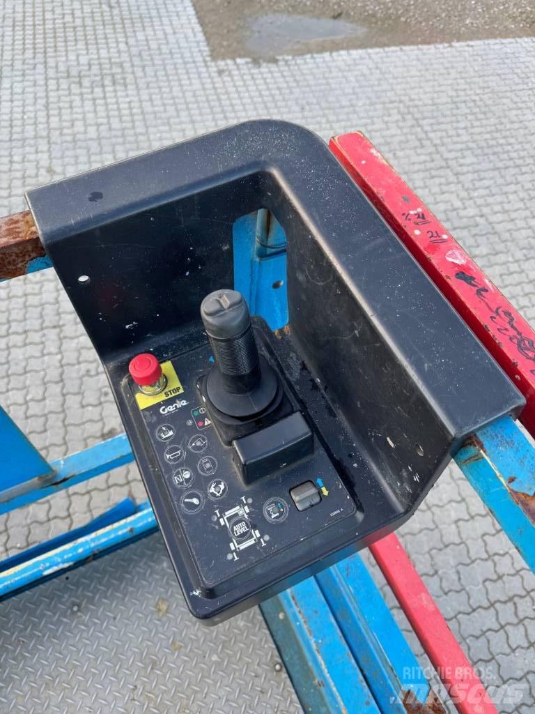 Genie GS 2669 RT 剪式升降機