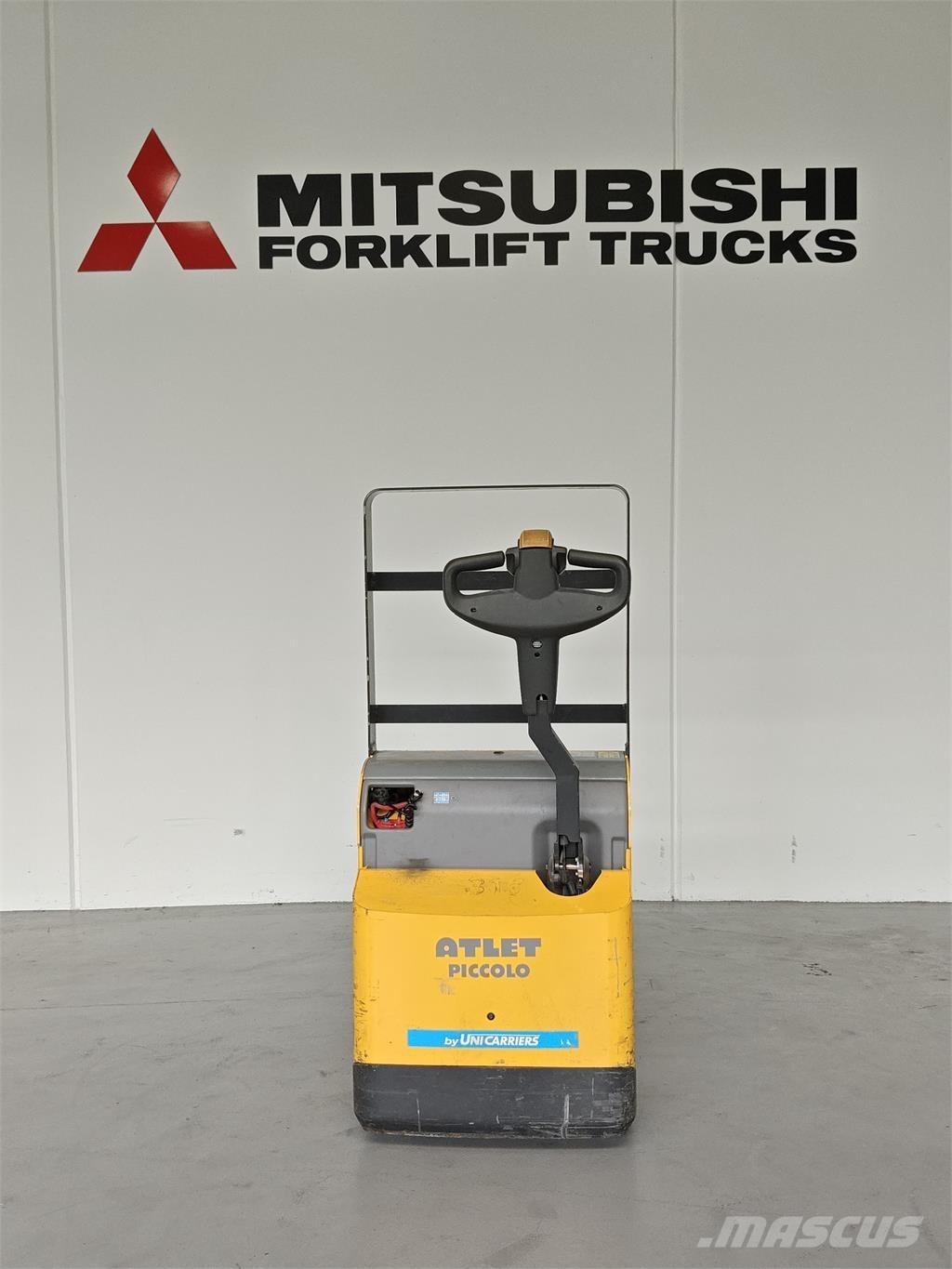 Atlet PLL180 行走控制式堆積機