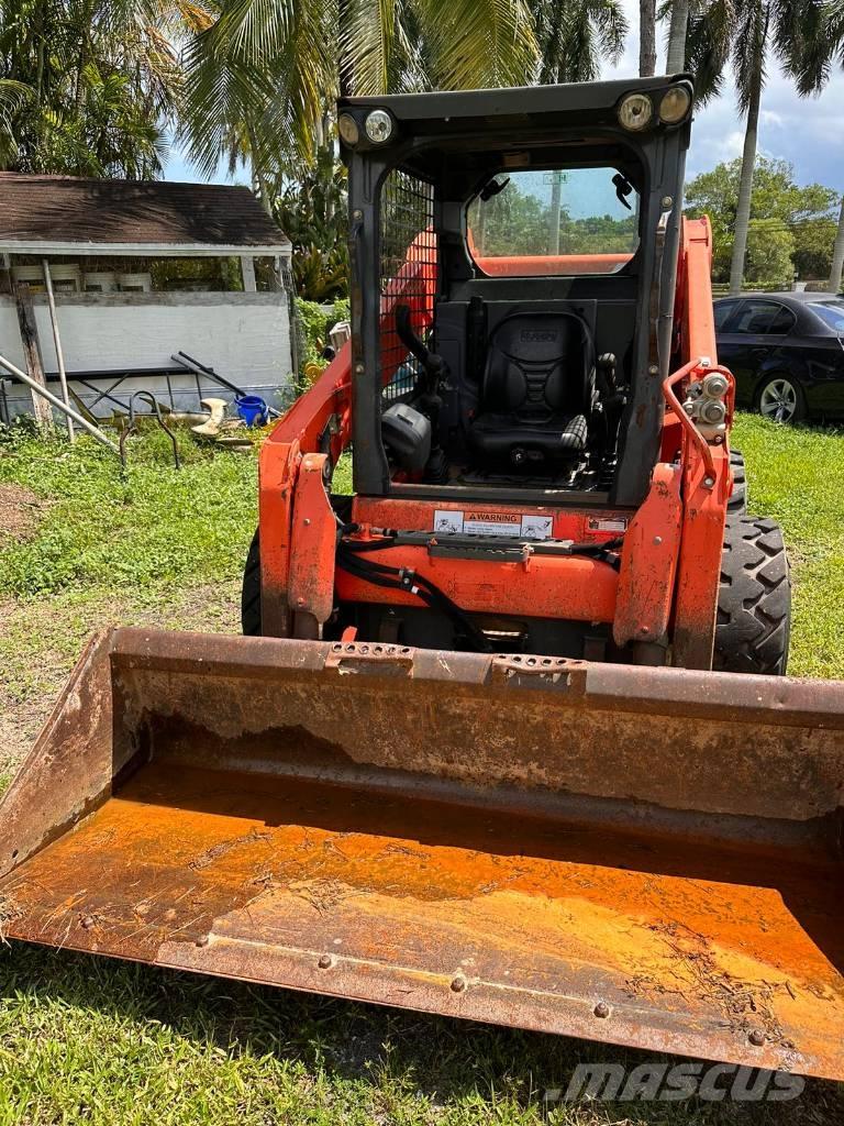 Kubota SSV 75 滑移轉向裝載機