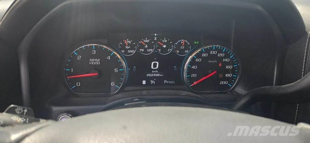 GMC Denali Sierra 汽車