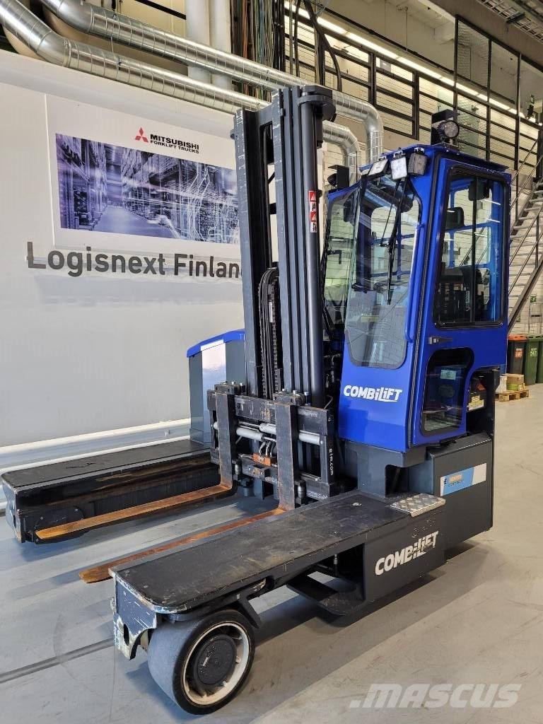 Combilift C4500 ET 四向前伸式堆高機(叉車)