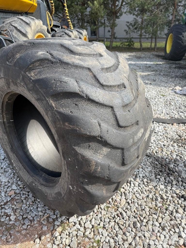 Nokian 710/40-24.5 輪胎、車輪和輪圈