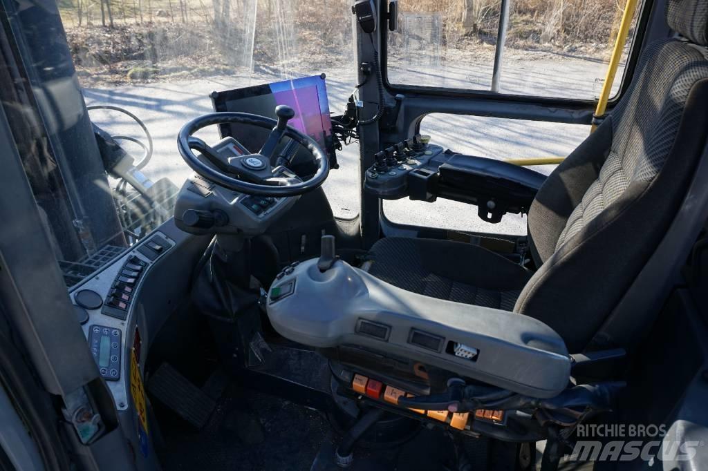 Kalmar DCE160-9 柴油卡車
