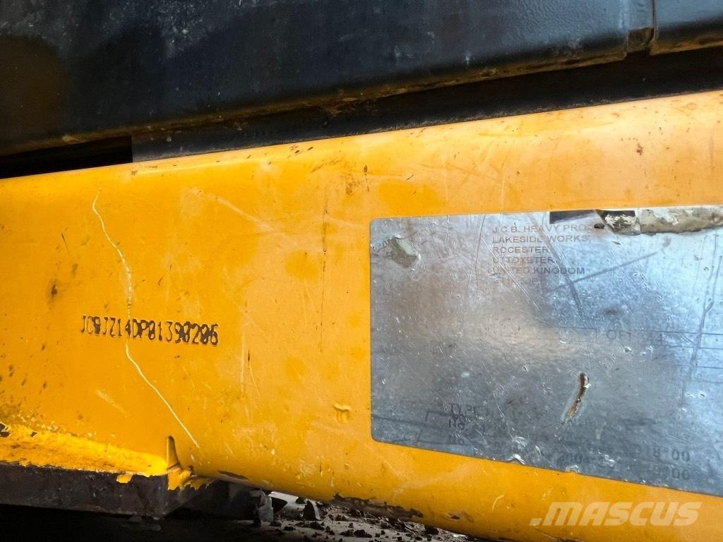 JCB JZ140 with blade 履帶式 挖土機/掘鑿機/挖掘機