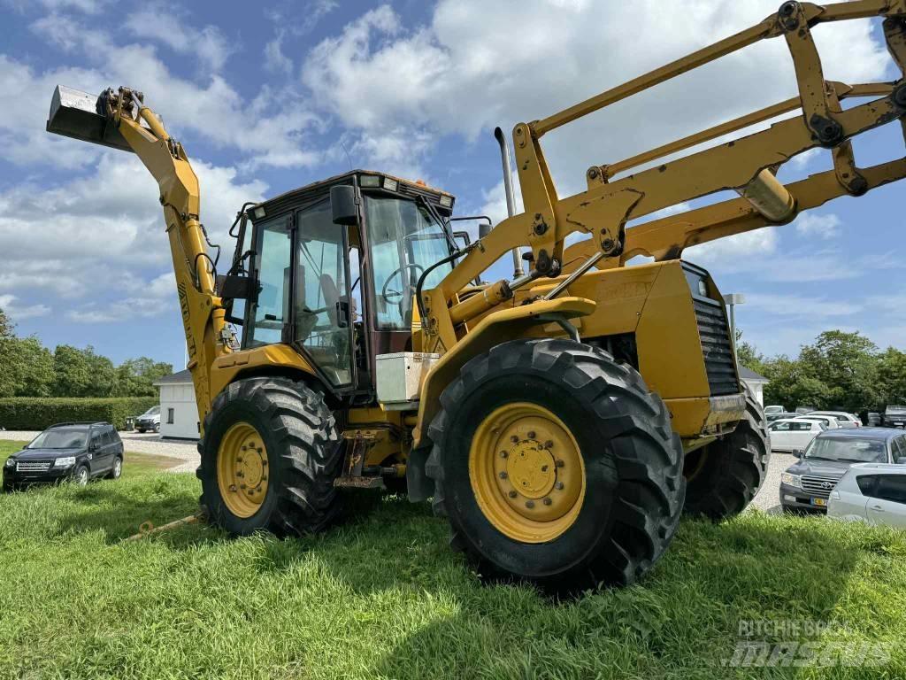 Hydrema 906 A 反鏟裝載機