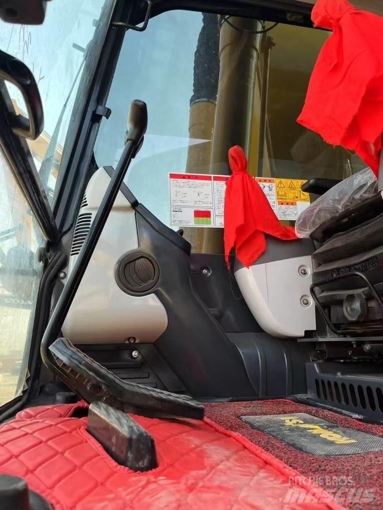 Komatsu 240 LC-8 履帶式 挖土機/掘鑿機/挖掘機