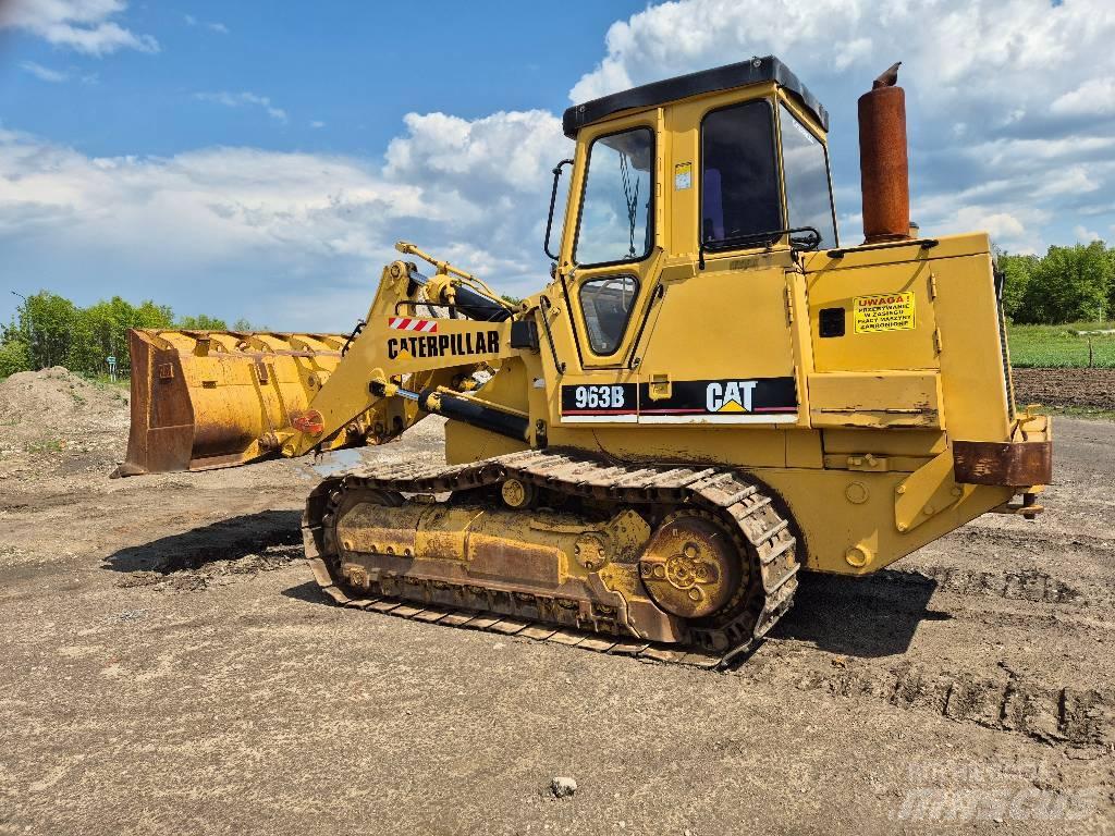 CAT 963B 推土機