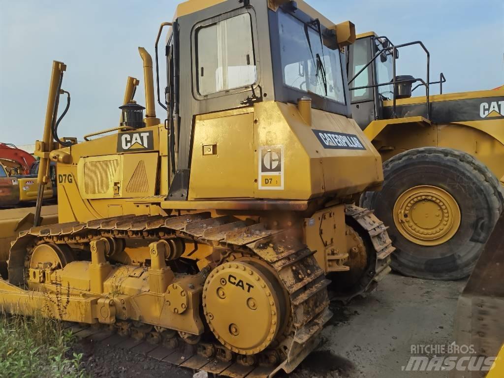 CAT D 7 G 平土機