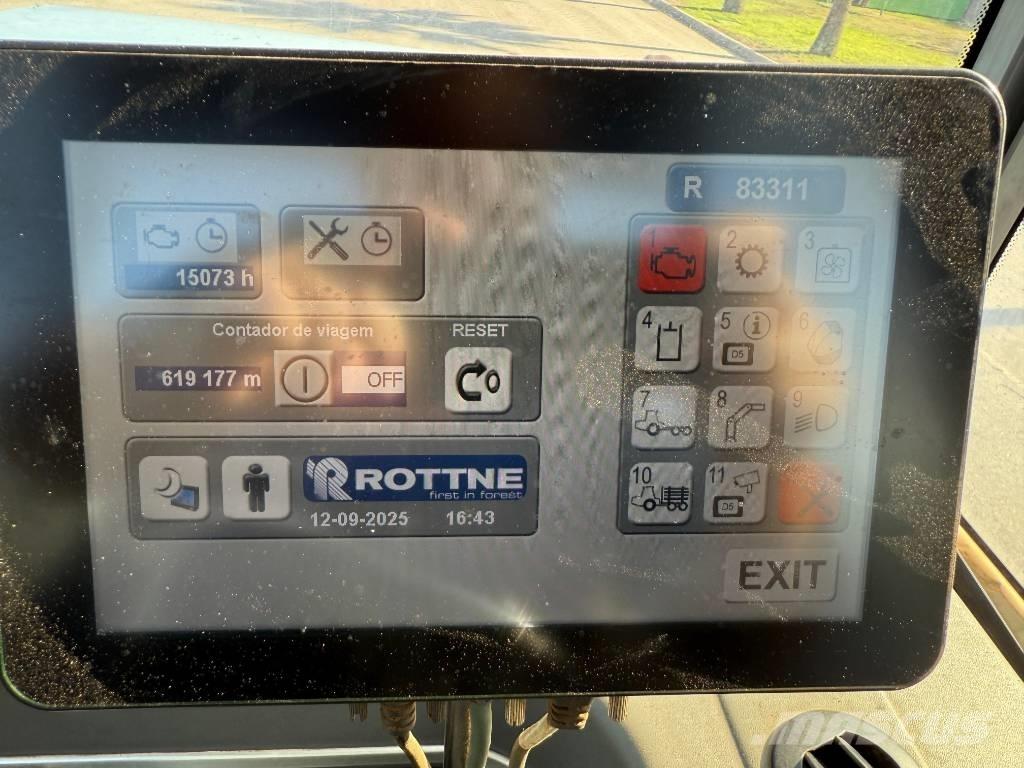 Rottne F15D 集運機