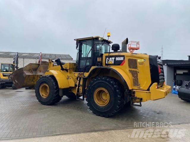 CAT 966 M 輪胎式裝載機