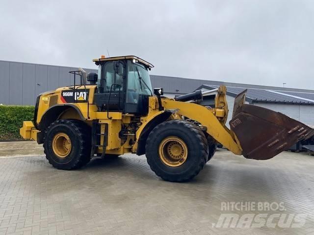 CAT 966 M 輪胎式裝載機