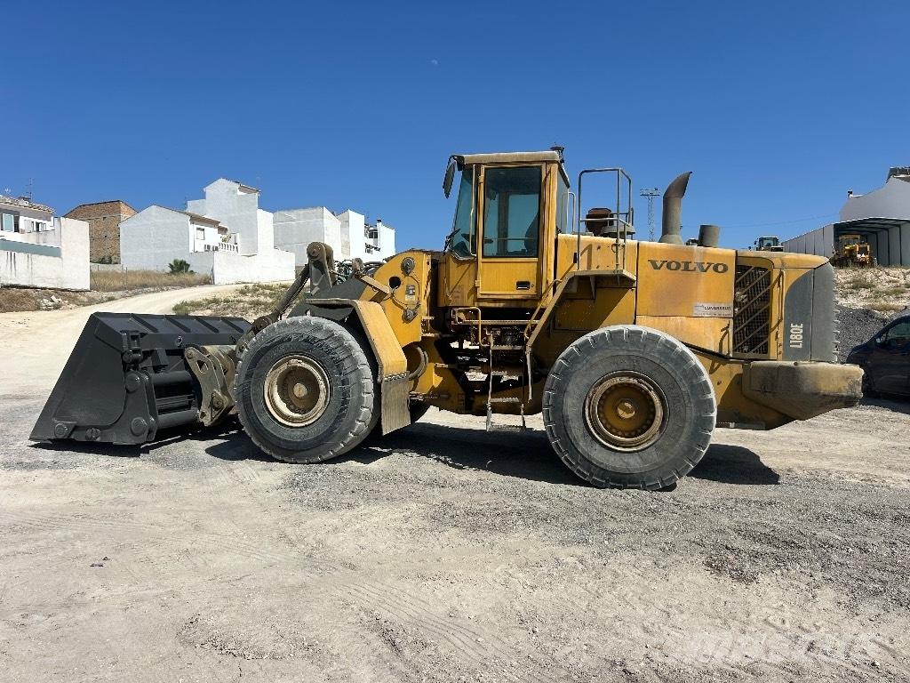 Volvo L 180 E 輪胎式裝載機