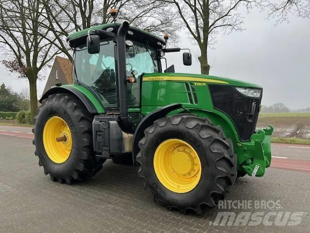 John Deere 7230 R 曳引機