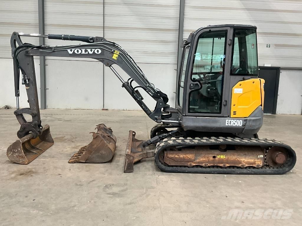 Volvo ECR 50 D 小型挖土機/掘鑿機<7t(小型挖掘機)