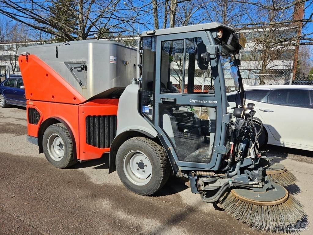 Hako Citymaster 1600 掃倉機