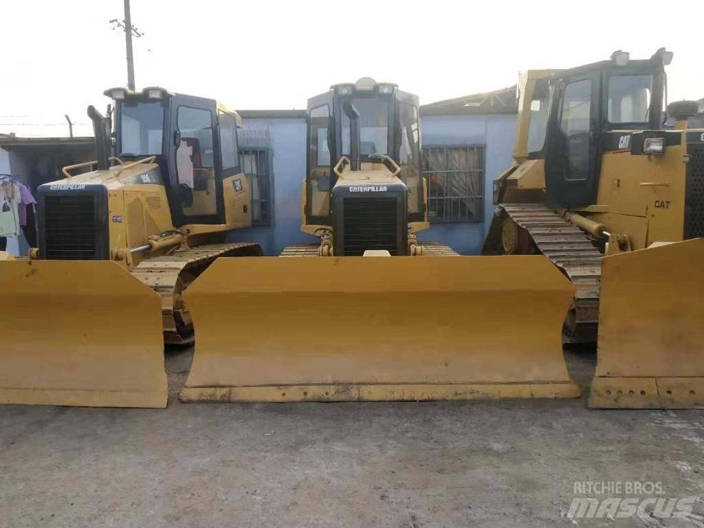CAT D5M 履帶推土機