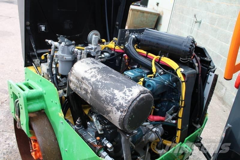 Bomag BW 120 AD-5 雙輪滾壓機