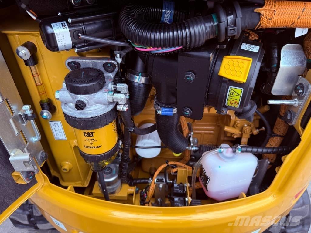 CAT 301.8 小型挖土機/掘鑿機<7t(小型挖掘機)