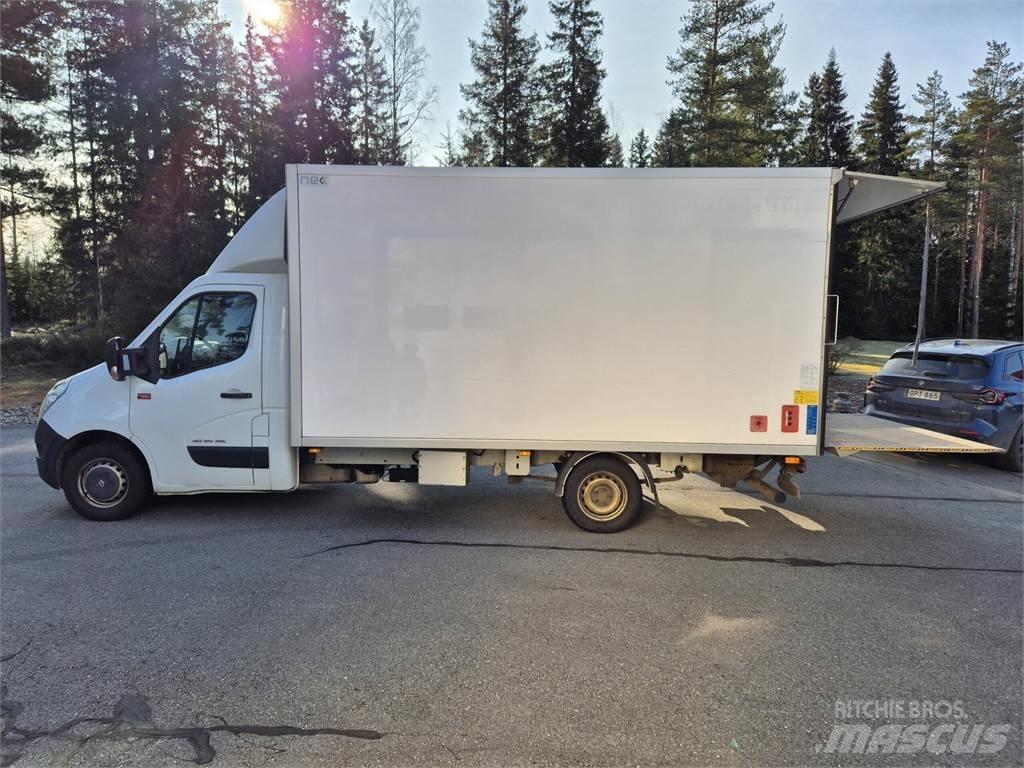 Renault Master 廂式貨物運輸車