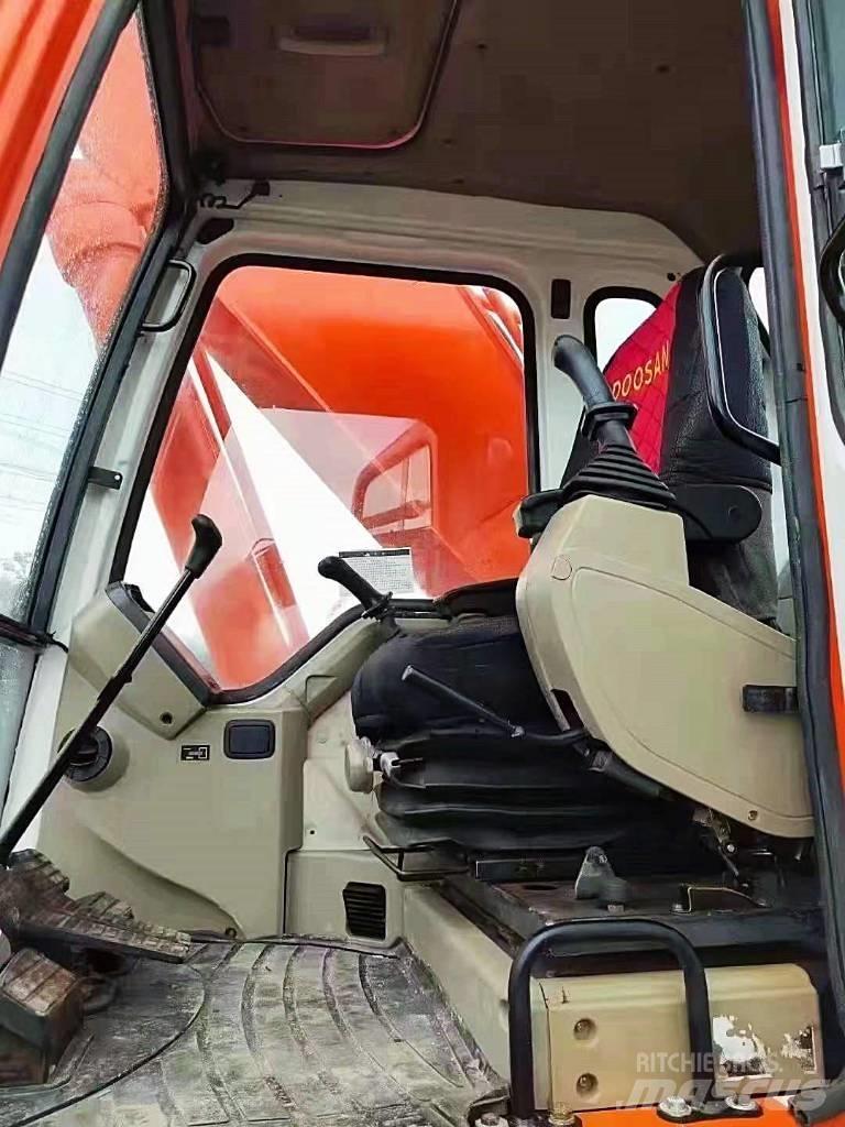 Doosan 300 履帶式 挖土機/掘鑿機/挖掘機