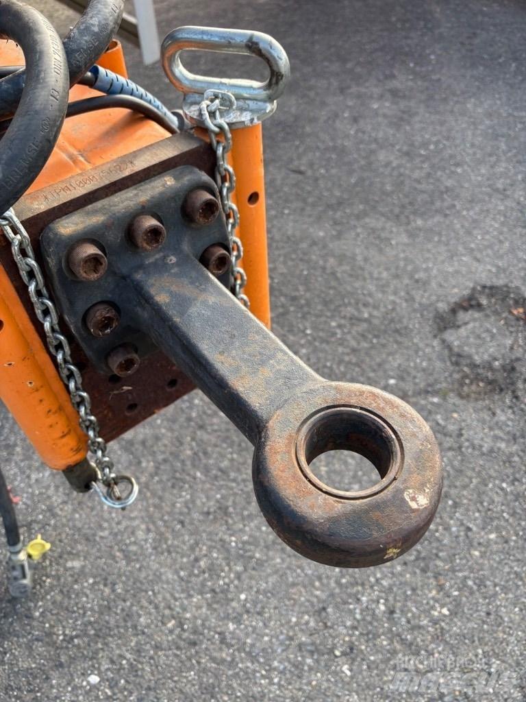 Doppstadt AK 230 廢棄物撕碎機