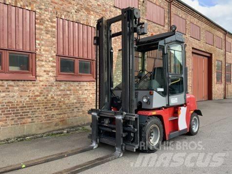 Kalmar DCE 55-6 HM 柴油卡車