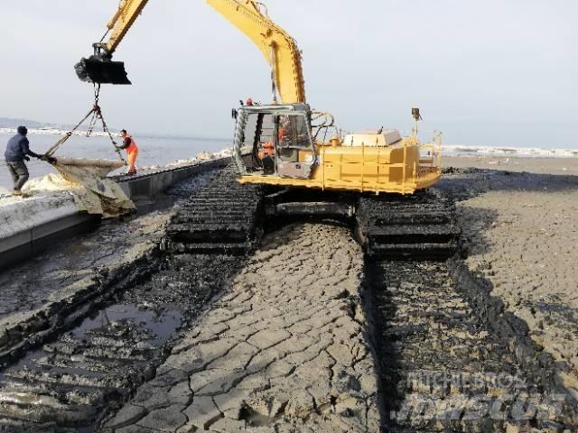 Hitachi MA 125 水陸兩用挖掘機