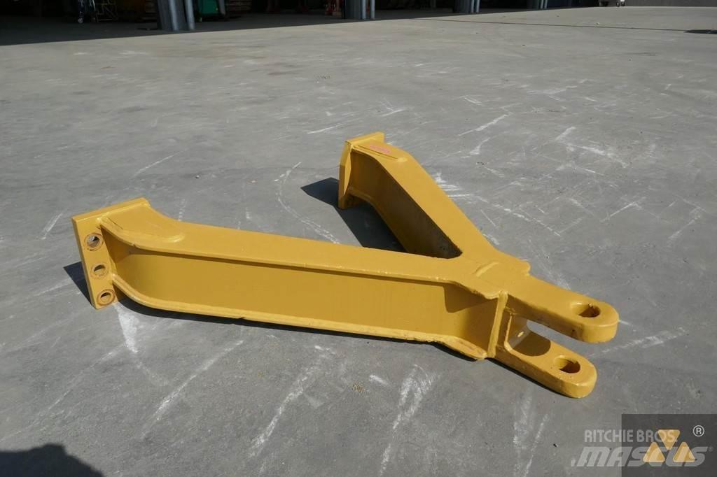 CAT D6 Drawbar 其他組件