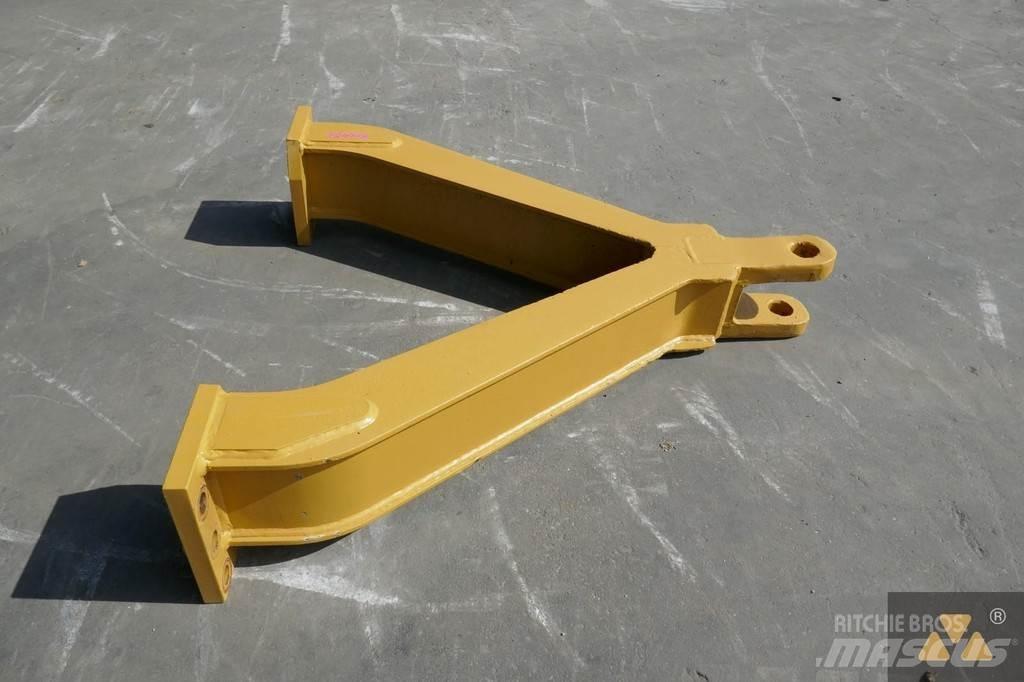 CAT D6 Drawbar 其他組件