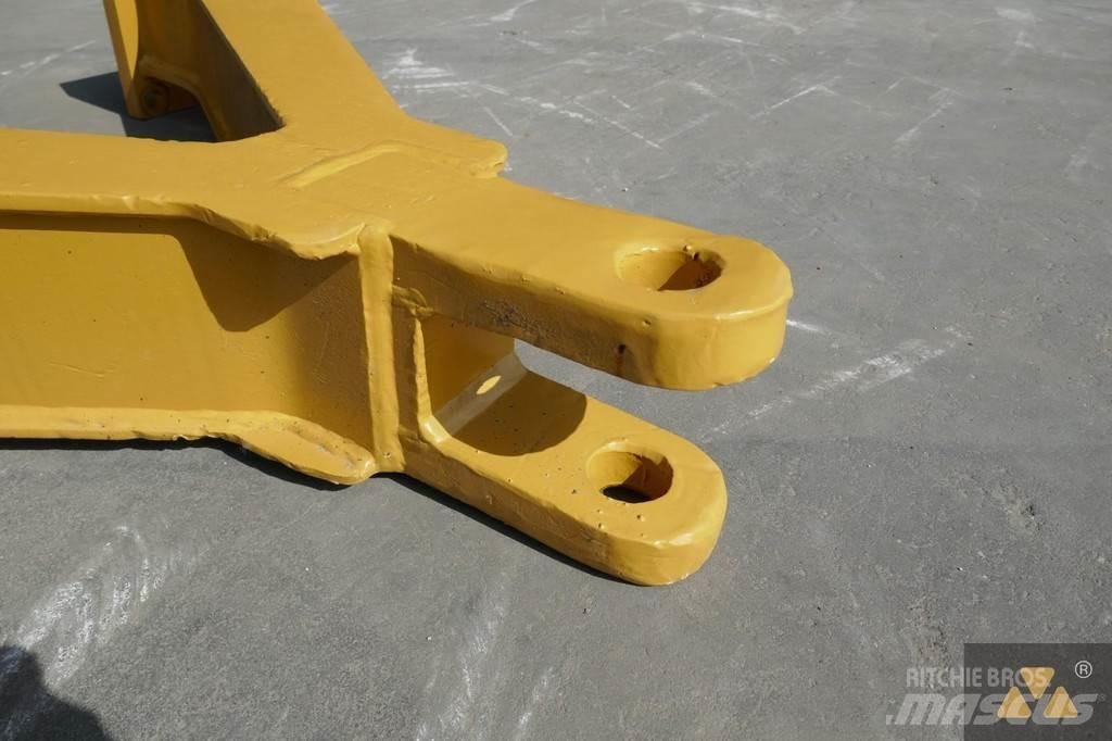 CAT D6 Drawbar 其他組件