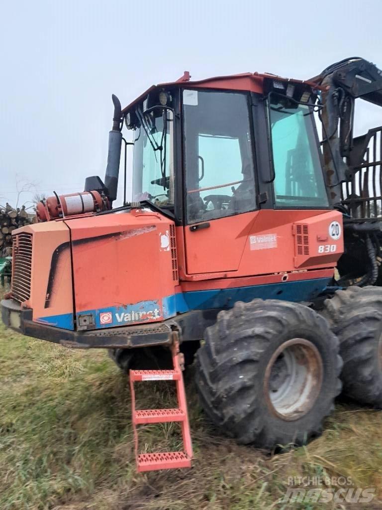 Valmet 830 集運機