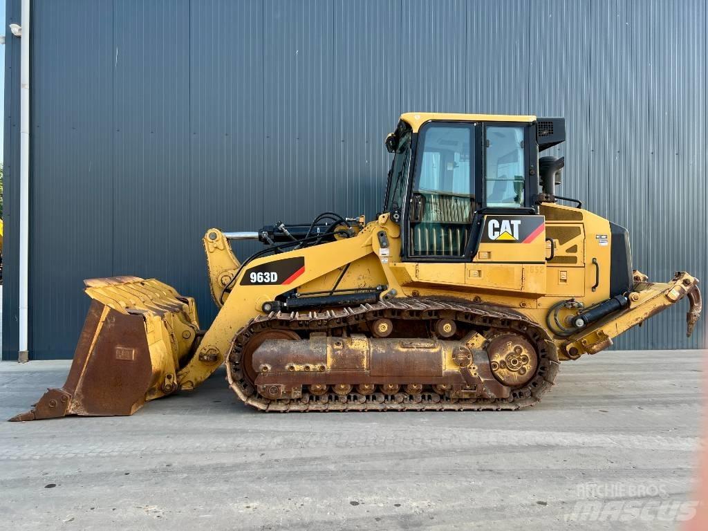 CAT 963D 推土機