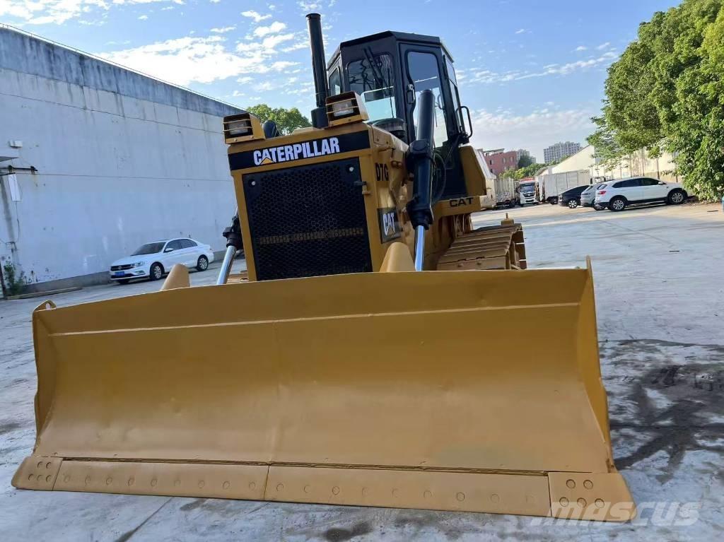 CAT D 7 G 平土機